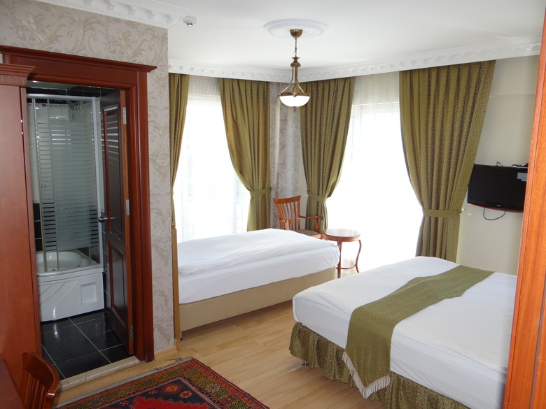 Basileus Hotel