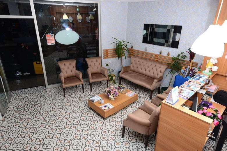 The Luxx Hotel