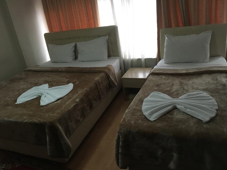 �r�n Hotel
