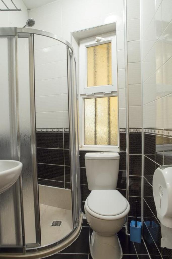 Hostal Metropolis Hostel & Guest House