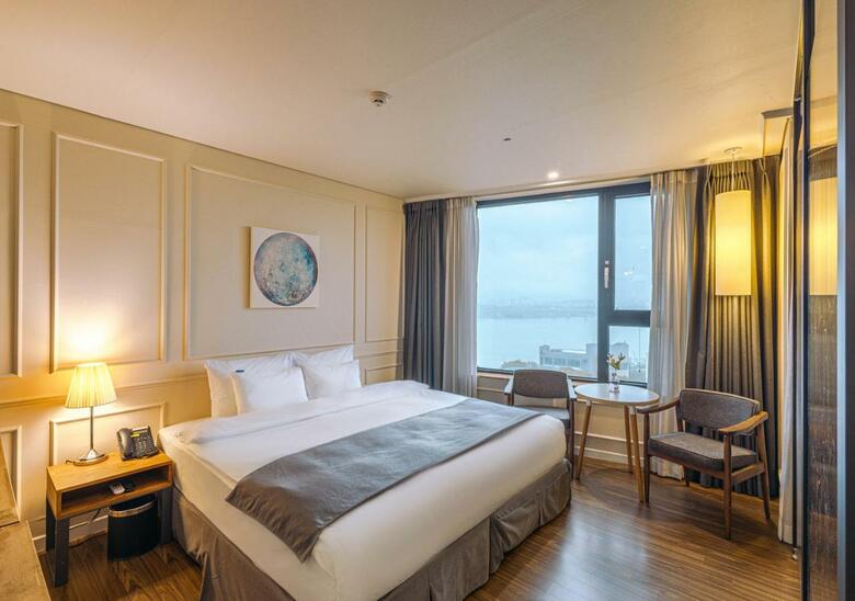 Jk Blossom Hotel