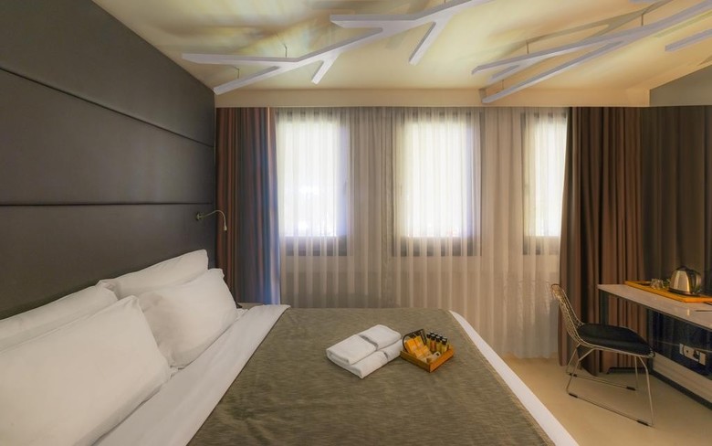 The Purl Hotel