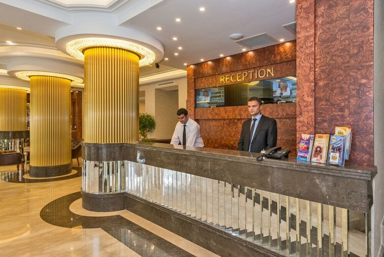 Glorious Hotel