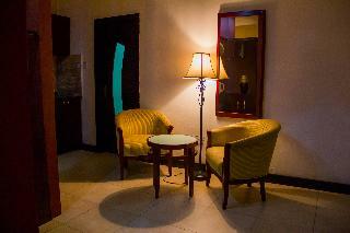 Hotel Crystal Court