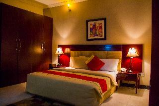 Hotel Crystal Court