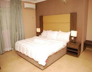 Valley Point Hotel & Suites