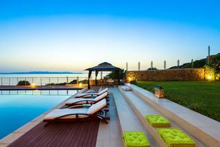 Efzin Villa At Tersanas Near The Beach