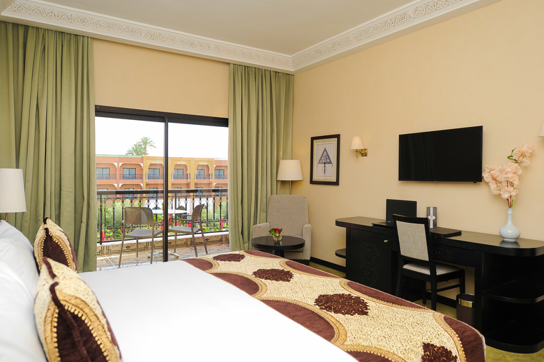 Hotel Riad Ennakhil And Spa