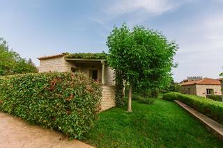 Apartamentos Eleon Villas