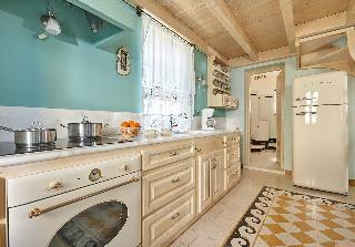 Orelia Cretan Villas & Deluxe Apartments