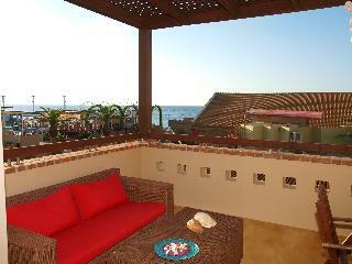 Mylos Hotel & Apartments