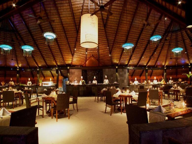 Hotel Komandoo Maldives Island Resort