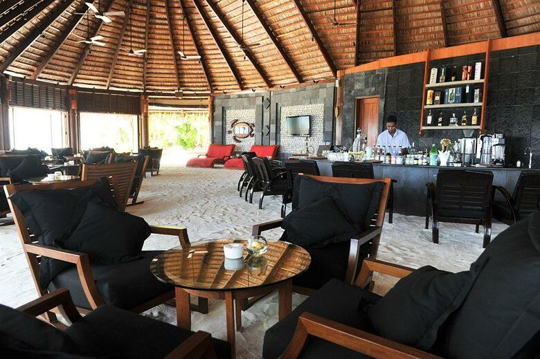Hotel Komandoo Maldives Island Resort