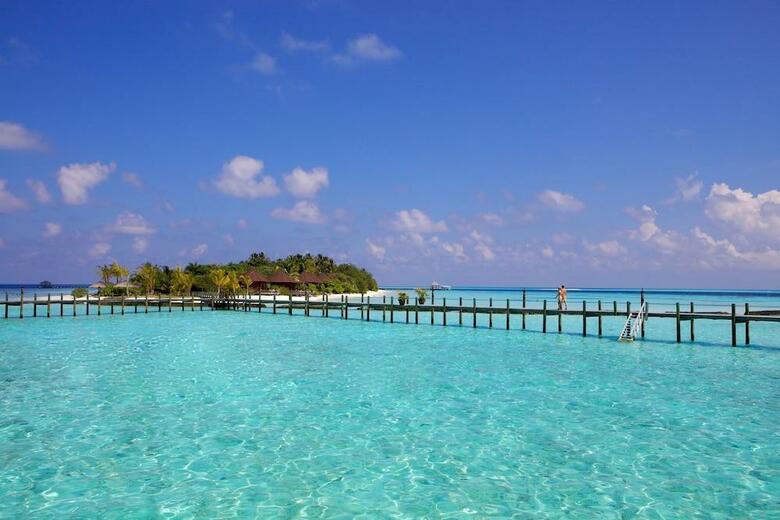 Hotel Komandoo Maldives Island Resort
