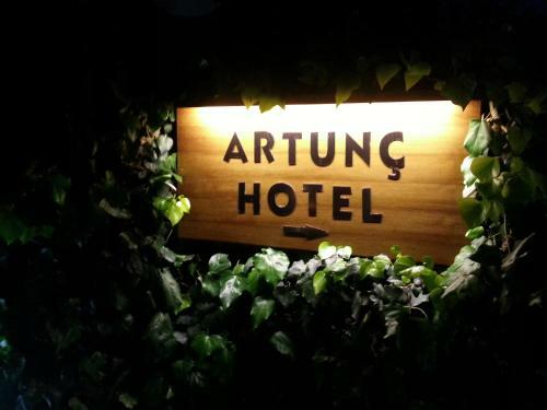 Hostal Artunc Hotel