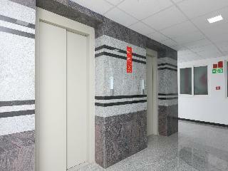 Hotel Oyo 13917 Daniel's Silver Oak Serviced Apartments