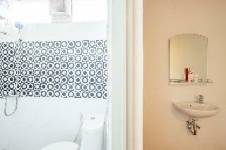 Oyo 1139 Rossan Villa 2