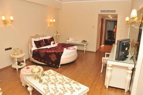 Hotel Ottoman Palace