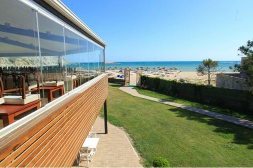Mad Sea Beach Hotel
