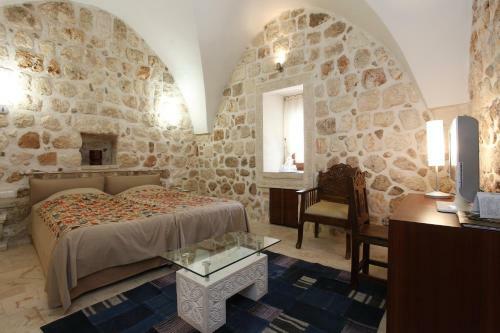 Posada Kasr-i Nehroz Hotel