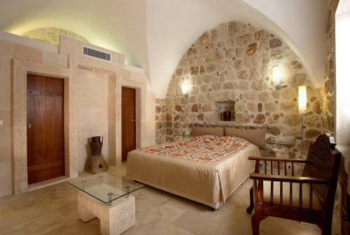 Posada Kasr-i Nehroz Hotel