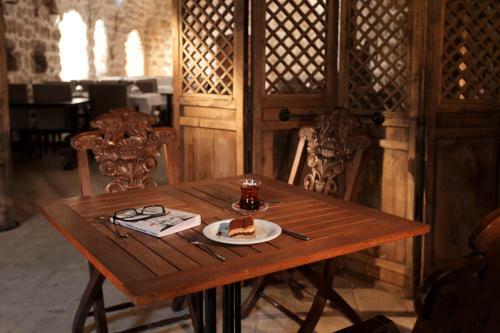 Posada Kasr-i Nehroz Hotel