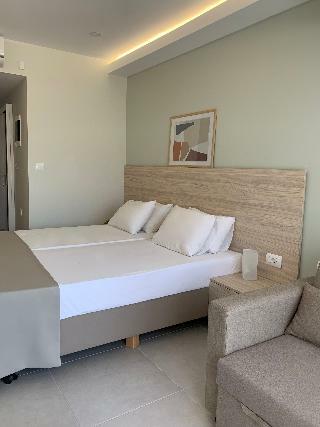 Aparthotel Pals Studios Pefkos
