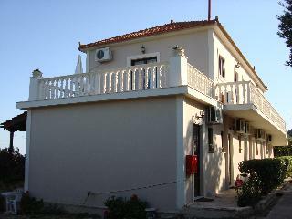 Hotel Villa Kapnisi