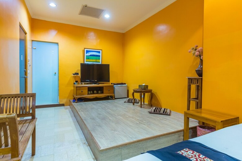 Bed & Breakfast Golden Ocean Azure Hotel