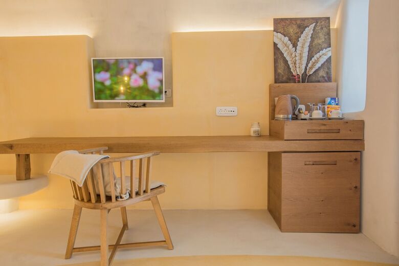 Chic Hotel Santorini