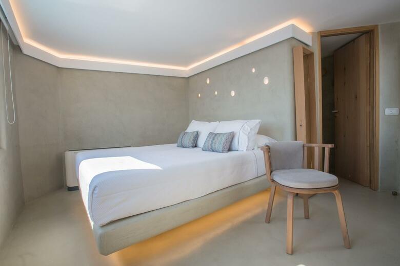 Chic Hotel Santorini