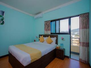 Hotel Golden Three