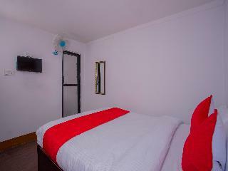 Hotel White Orchid Resort