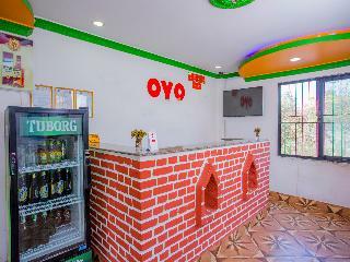 Hotel White Orchid Resort