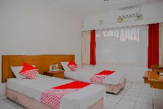Oyo 1107 Rossan Villa
