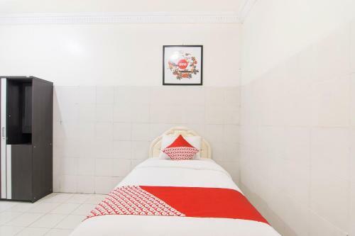 Hotel Oyo 966 Dinda Guesthouse