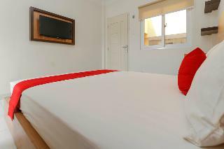 Hotel Reddoorz Plus Near Palembang Square Mall