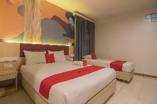 Reddoorz Plus Near Alun Alun Bandung