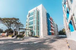 Oyo Flagship 1170 The Habitat Karawaci