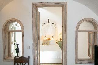 Villa Alexander's Suites