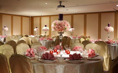 City Suites-jiaoxi Maple Leaves Hot Spring Hotel