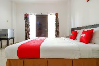Oyo 1666 Grand Pudjawan Hotel