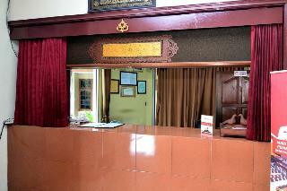 Hotel Reddoorz Plus @ Laweyan