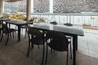 Oyo 2269 Hotel Astika