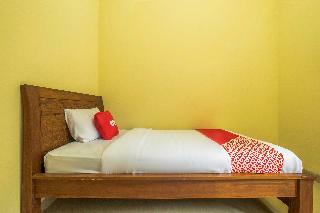 Oyo 2260 Zleepy Sasana Budaya