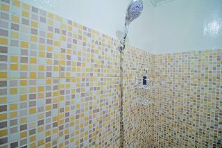 Oyo 1587 Graha Homestay