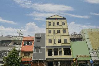 Oyo 1574 U_xpress Hotel