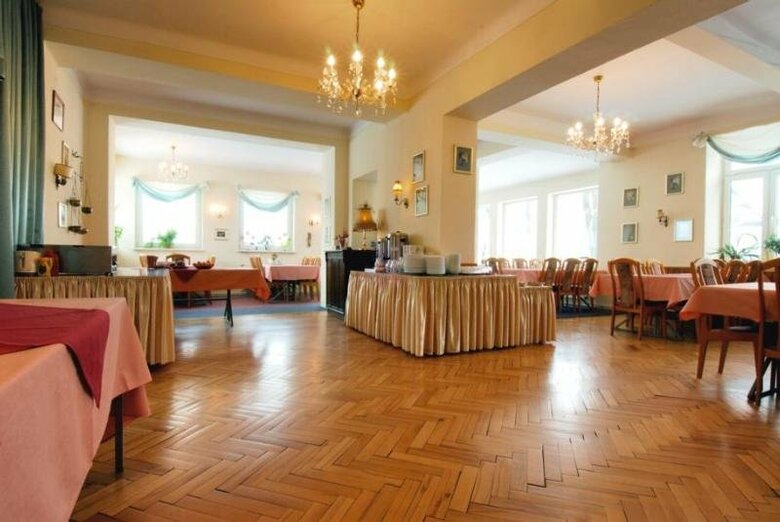 Hotel Willa Carlton