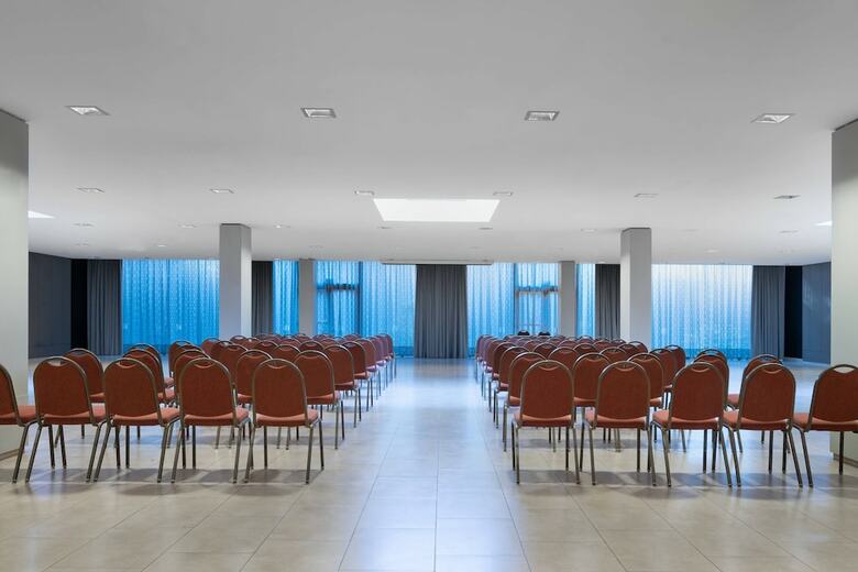 AC Hotel Gav� Mar By Marriott