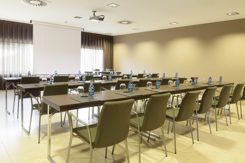AC Hotel Gav� Mar By Marriott